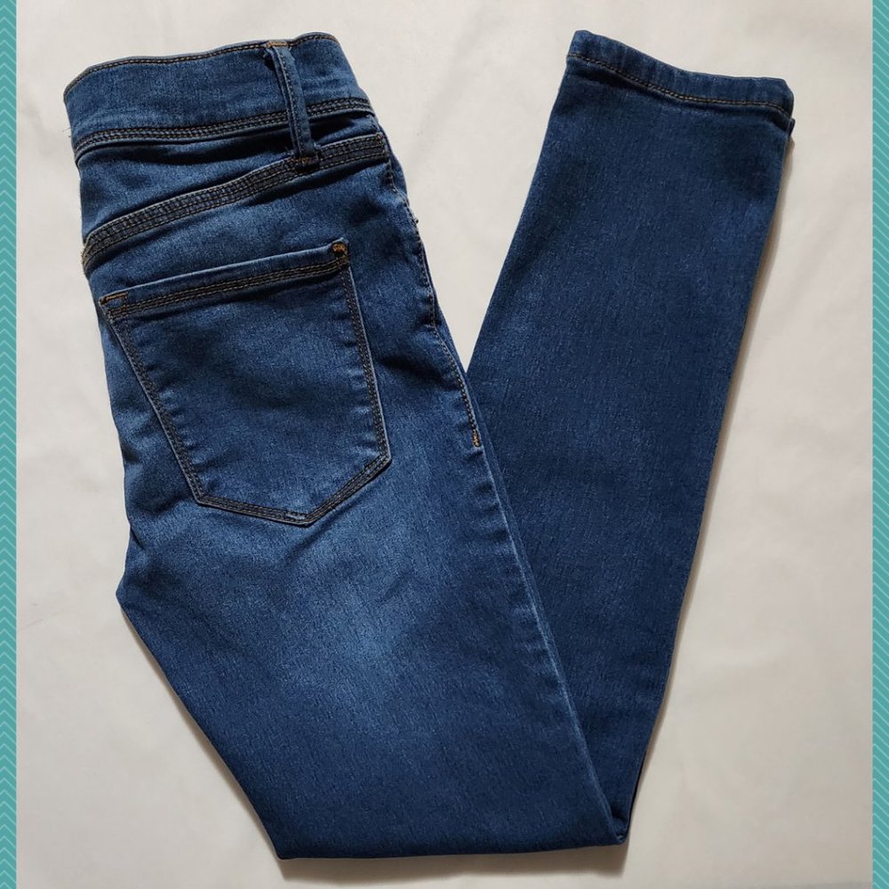 Free People Medium Wash Low Rise Skinny Ankle Jeans